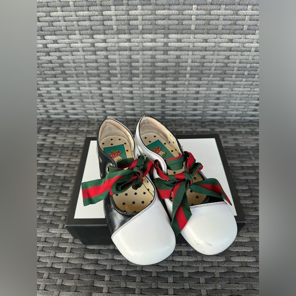 Gucci girls shoes bow 32 Italy - Picture 2 of 11